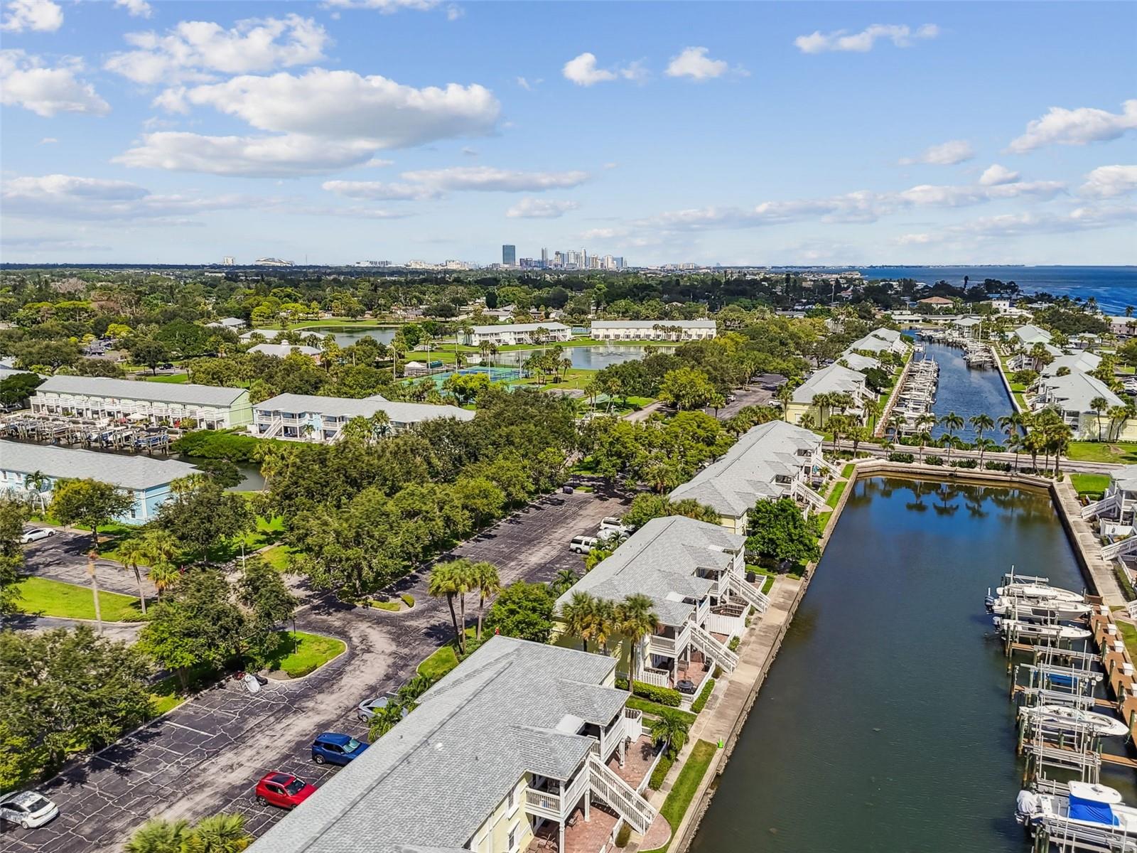 Image 59 of 91 For 5116 Beach Drive Se D