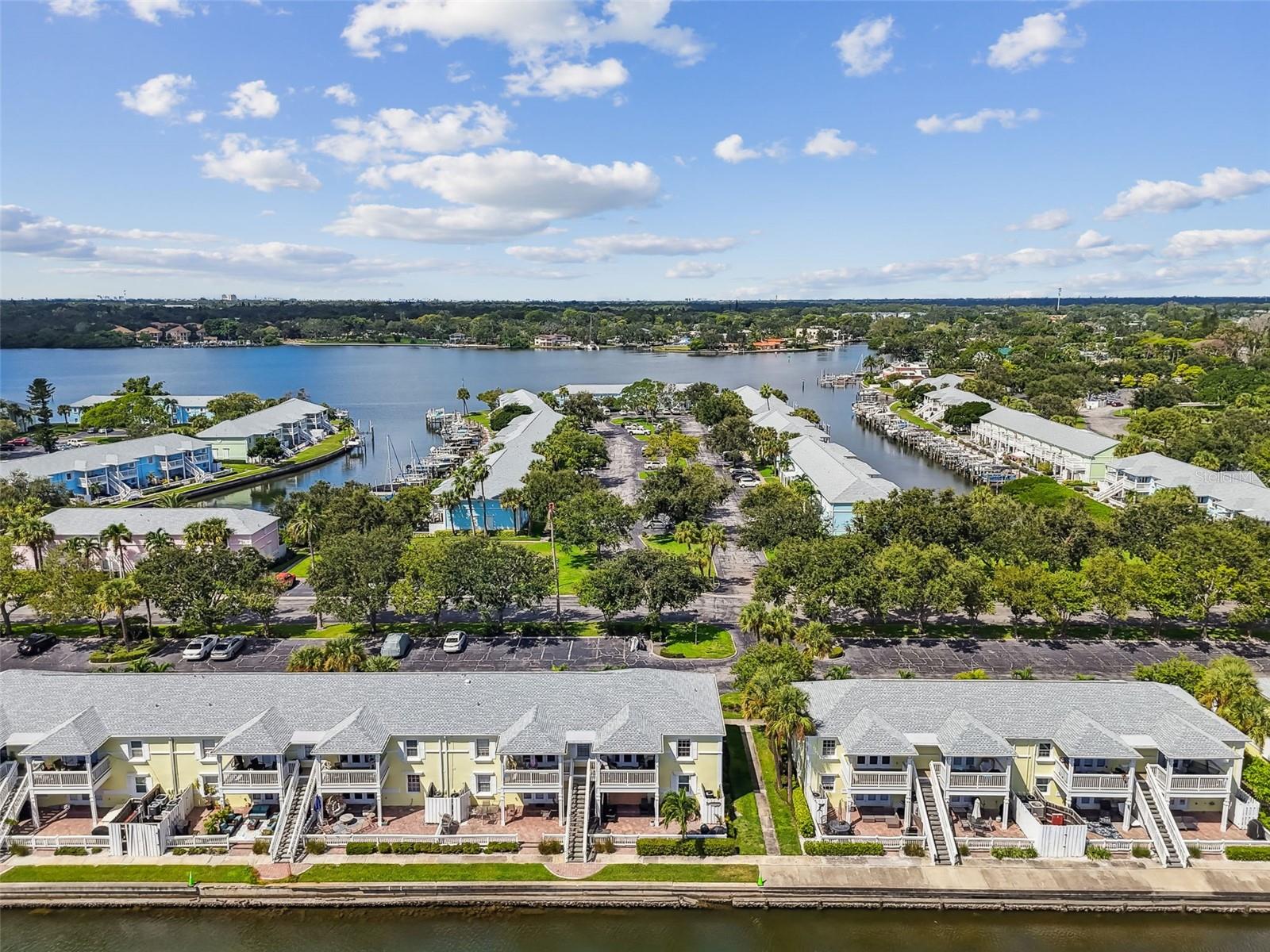 Image 61 of 91 For 5116 Beach Drive Se D