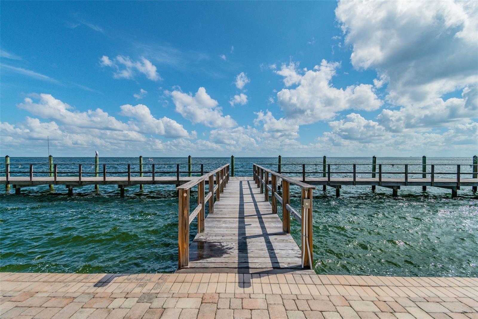 Image 88 of 91 For 5116 Beach Drive Se D