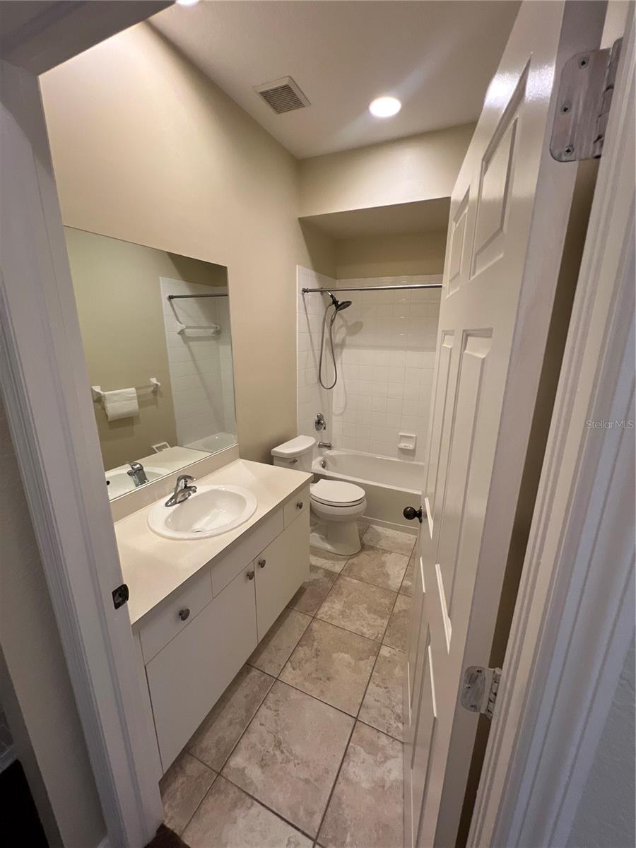 Image 15 of 19 For 1178 Green Oak Trail