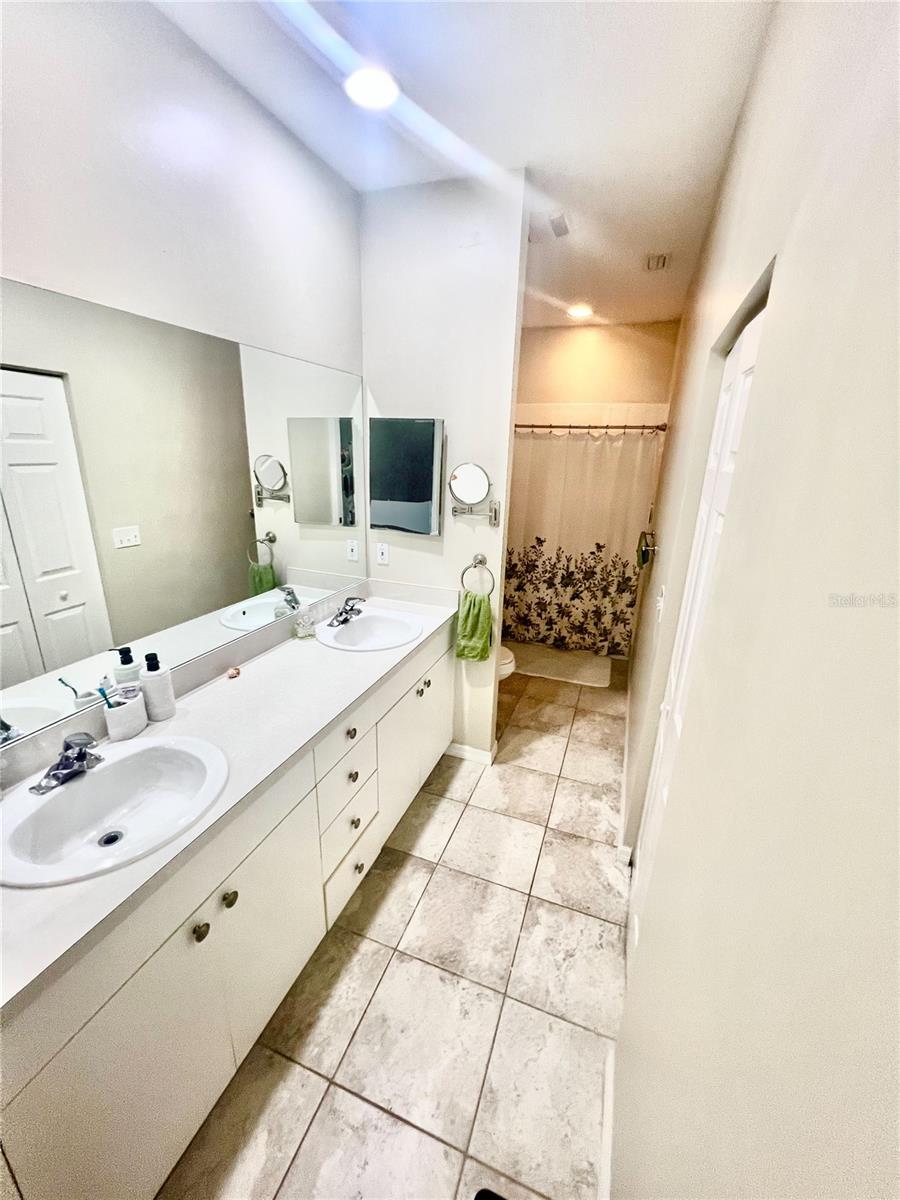 Image 9 of 12 For 1178 Green Oak Trail