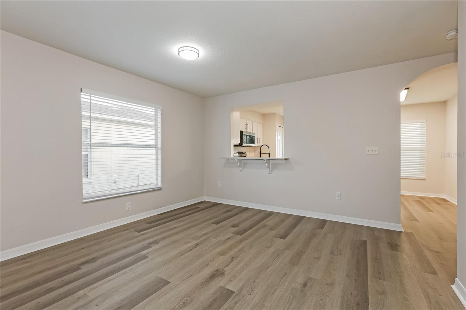 Image 5 of 20 For 7729 Carriage Pointe Drive