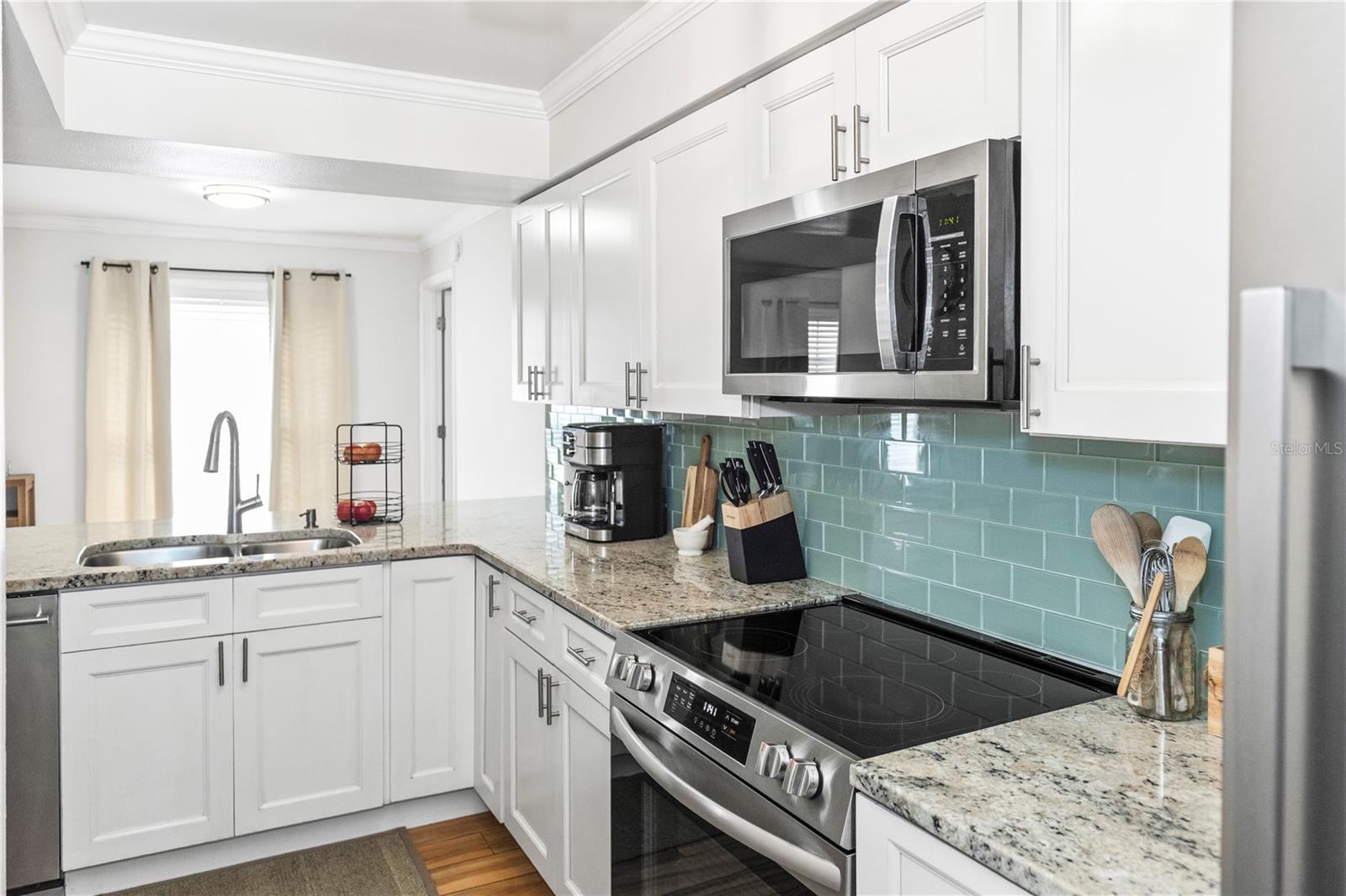 Image 13 of 33 For 2969 Bonaventure Circle 104
