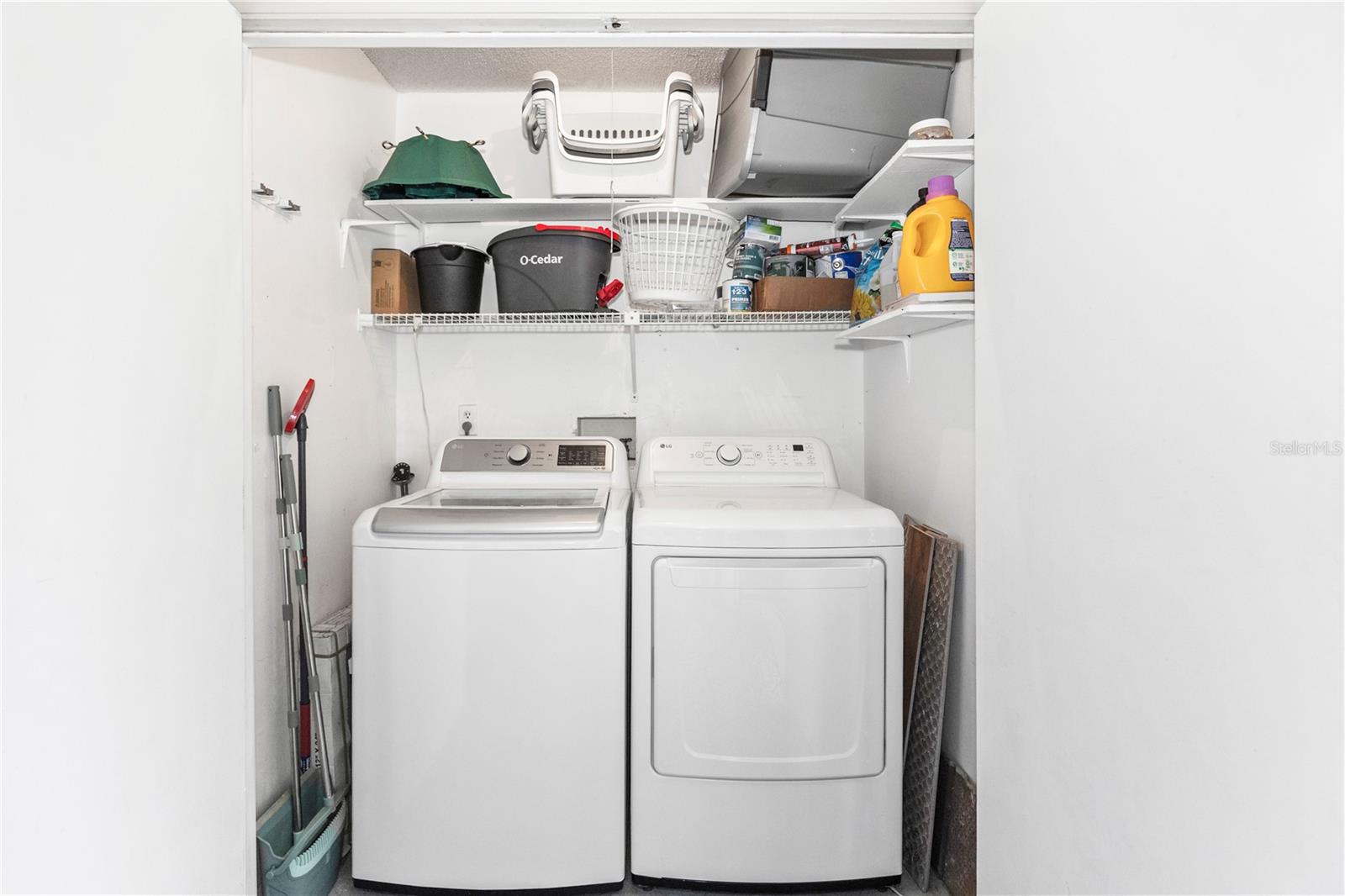 Image 21 of 33 For 2969 Bonaventure Circle 104