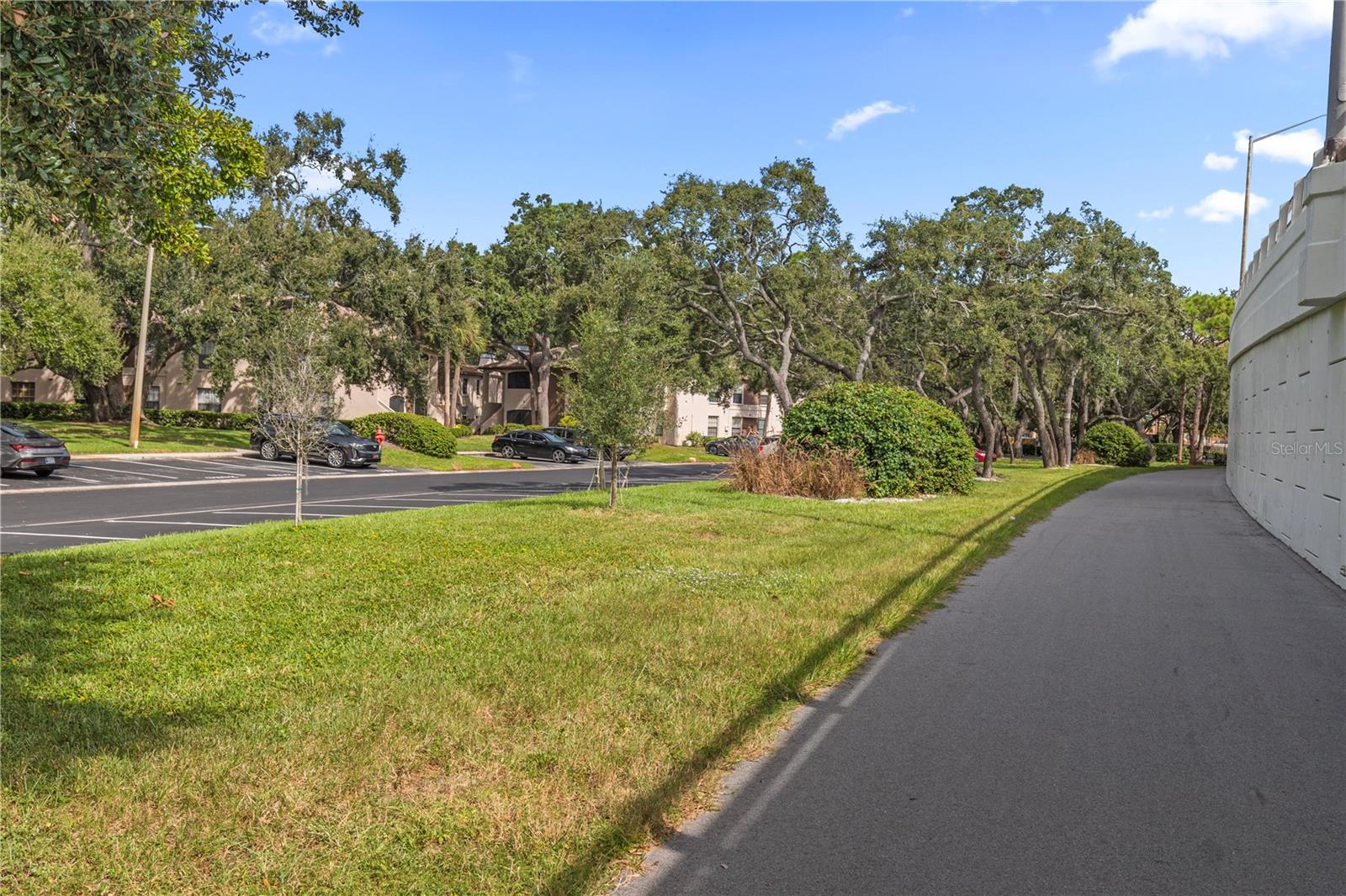 Image 28 of 33 For 2969 Bonaventure Circle 104