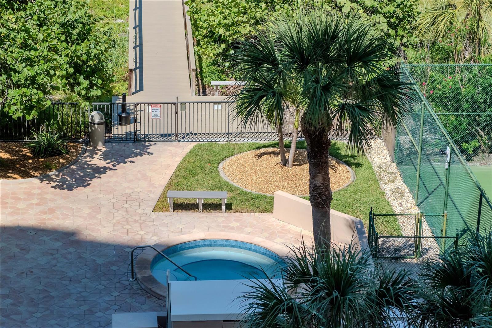 Image 15 of 54 For 1230 Gulf Boulevard 604