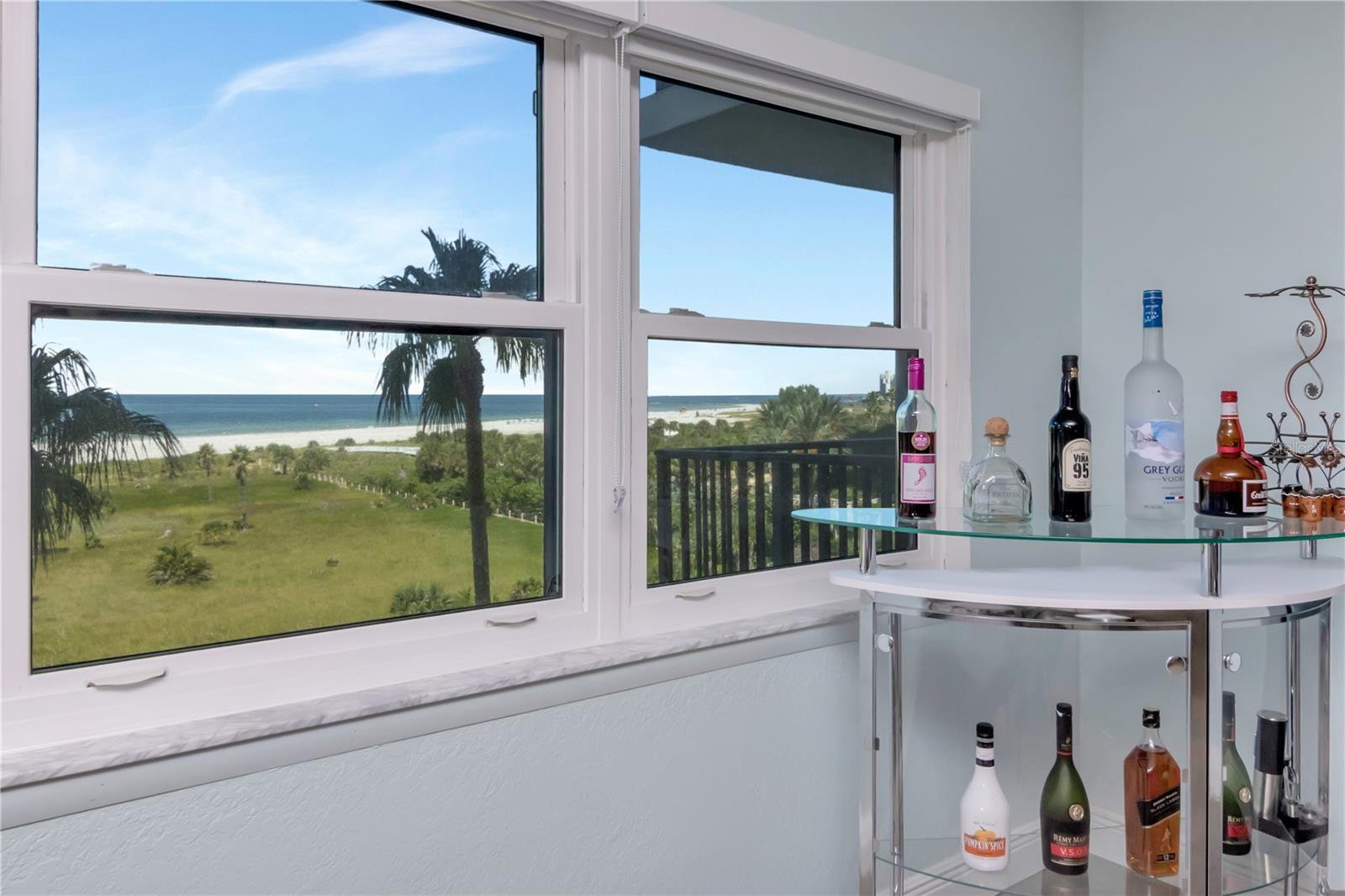 Image 27 of 54 For 1230 Gulf Boulevard 604