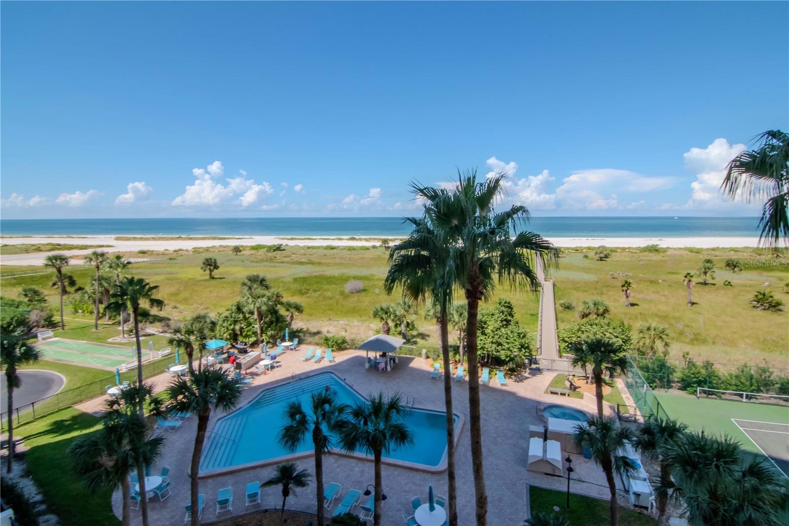 Image 32 of 54 For 1230 Gulf Boulevard 604