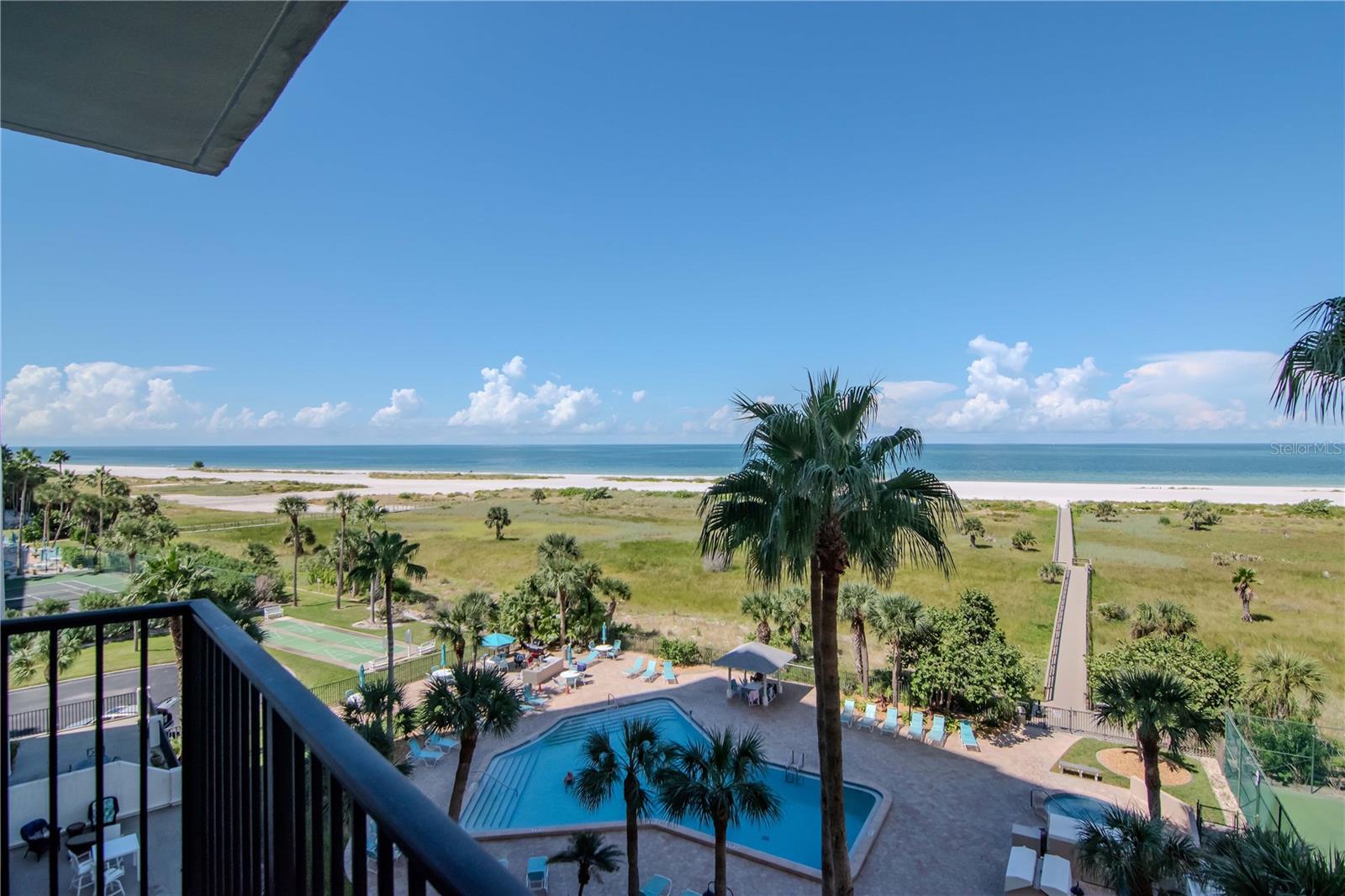Image 33 of 54 For 1230 Gulf Boulevard 604