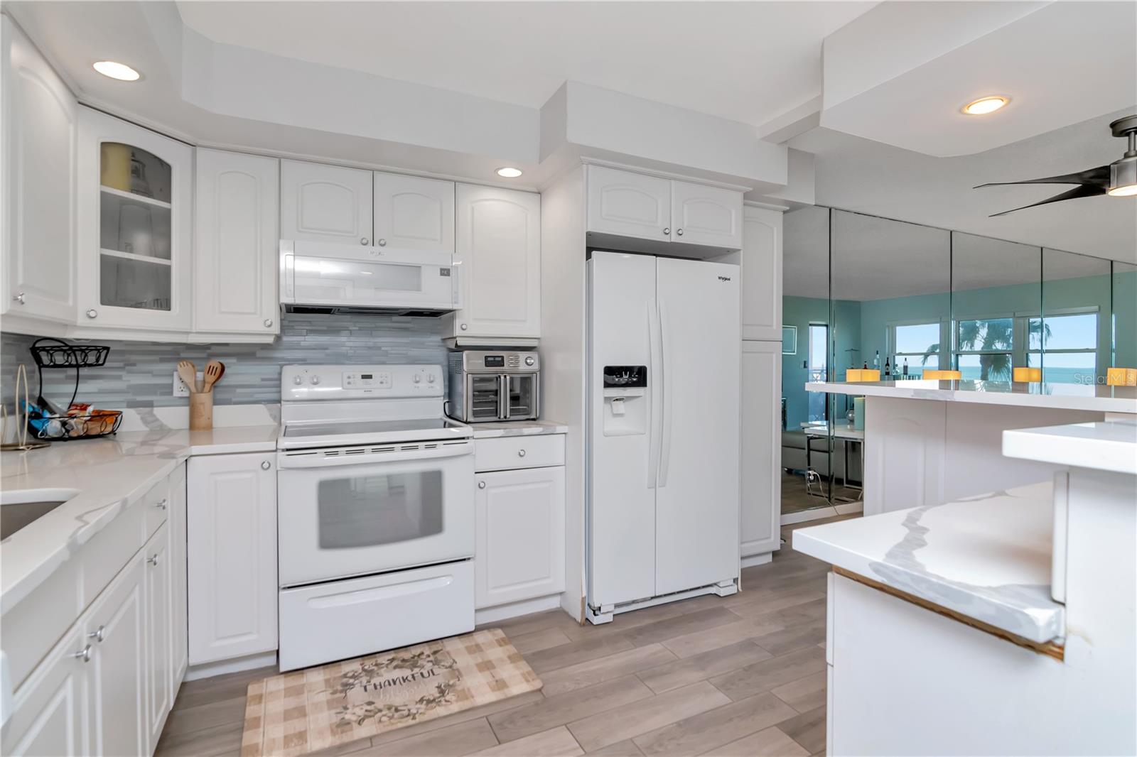 Image 5 of 54 For 1230 Gulf Boulevard 604