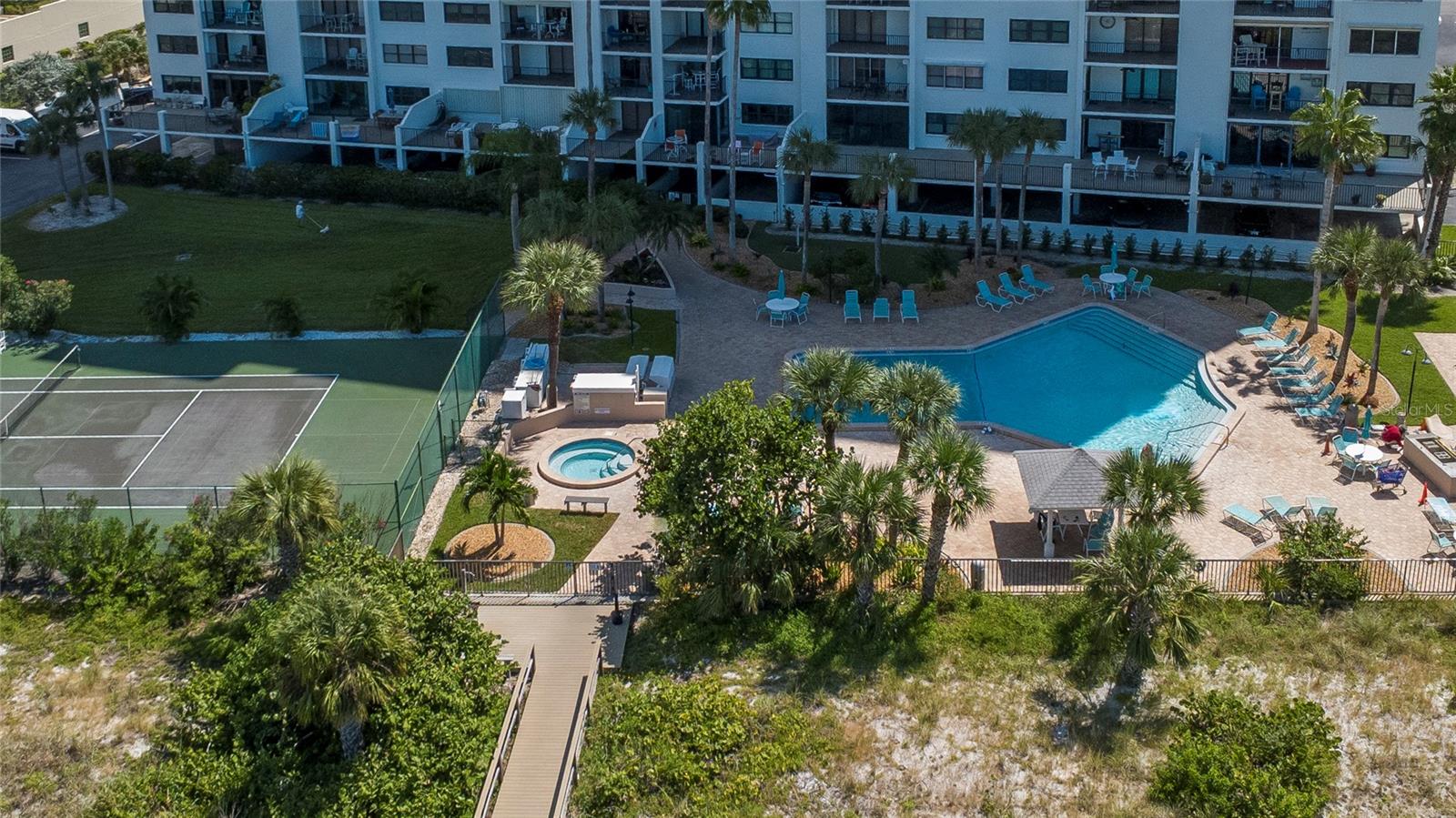 Image 51 of 54 For 1230 Gulf Boulevard 604