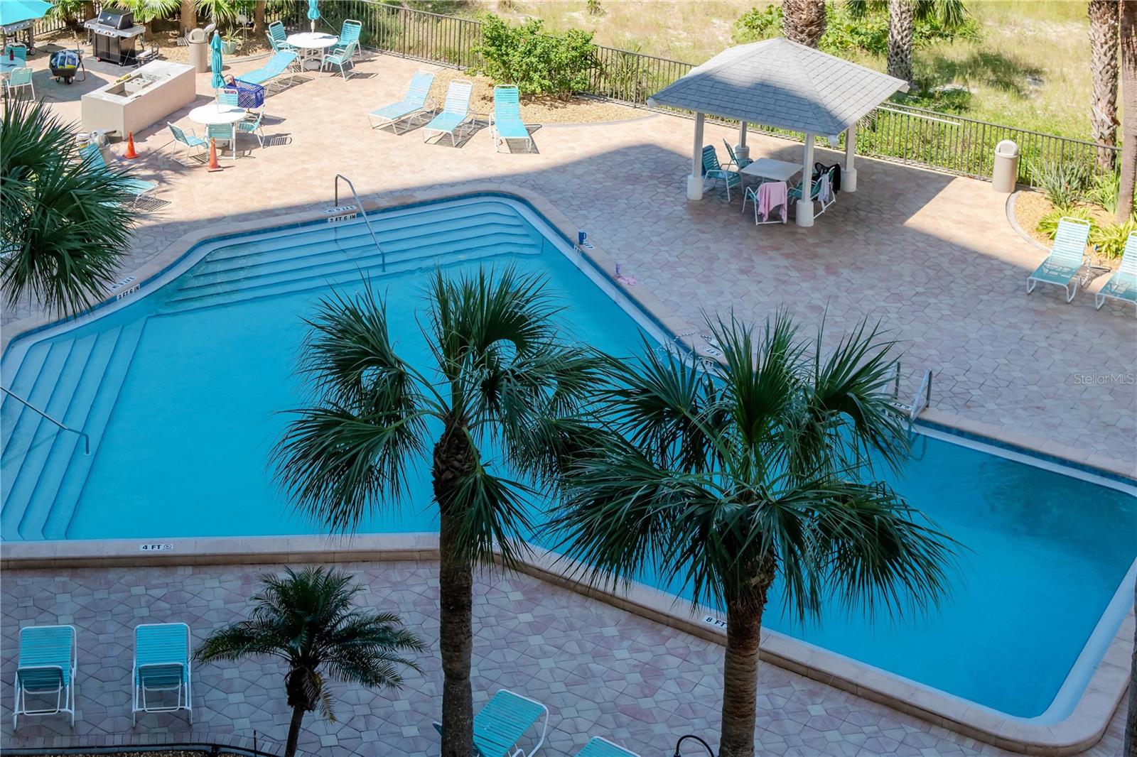 Image 8 of 54 For 1230 Gulf Boulevard 604