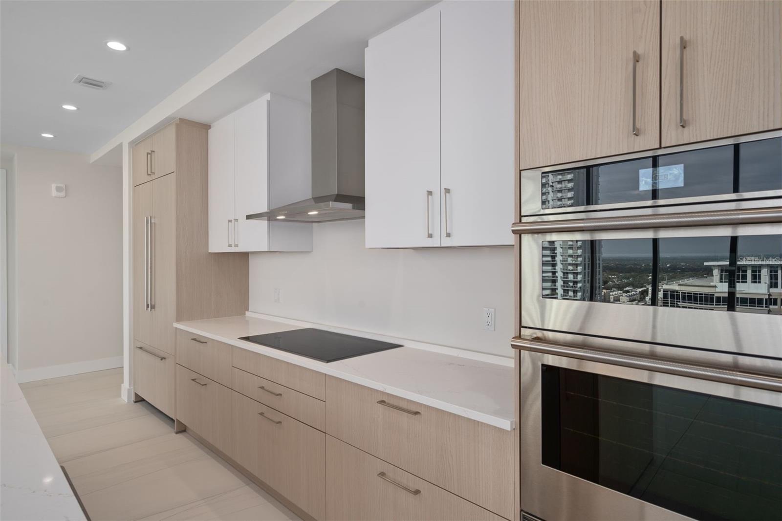 Image 12 of 46 For 275 1st Avenue S 2401