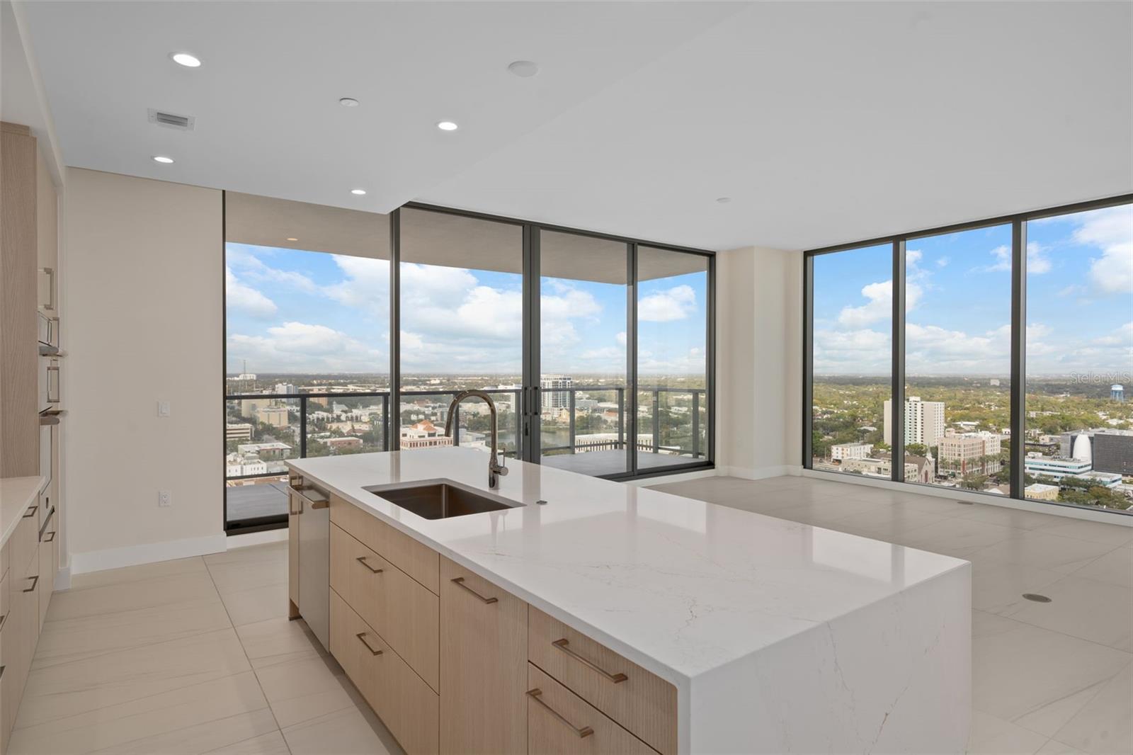 Image 13 of 46 For 275 1st Avenue S 2401