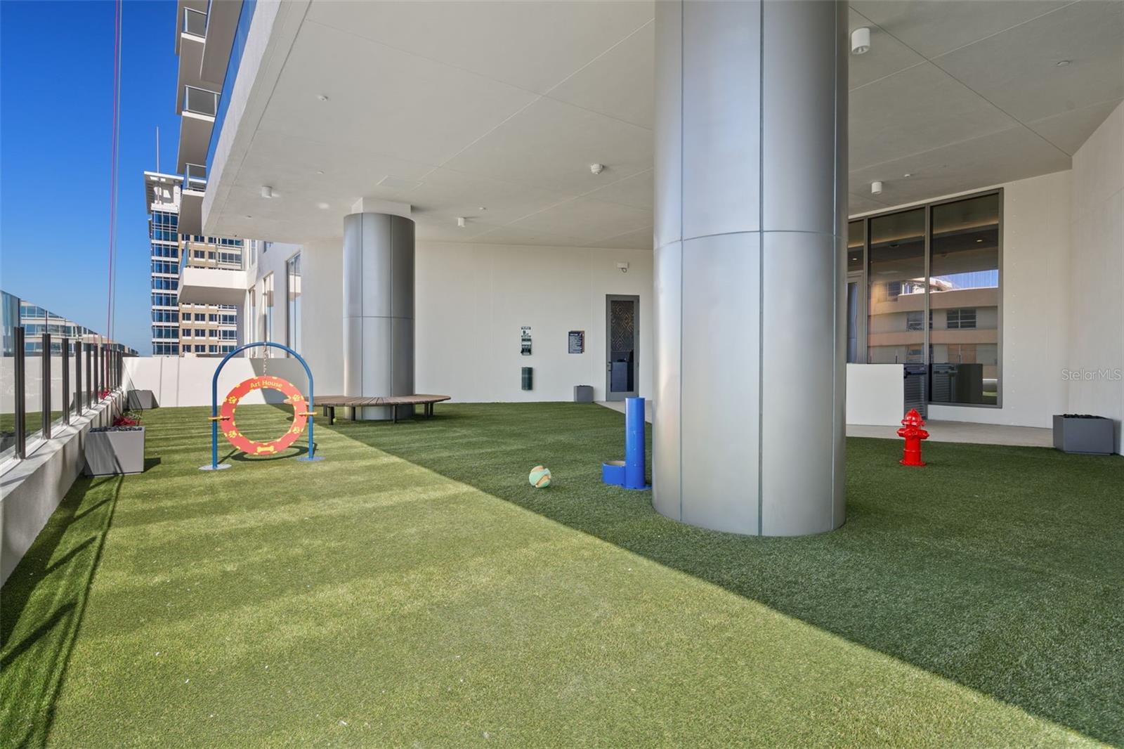 Image 44 of 46 For 275 1st Avenue S 2401