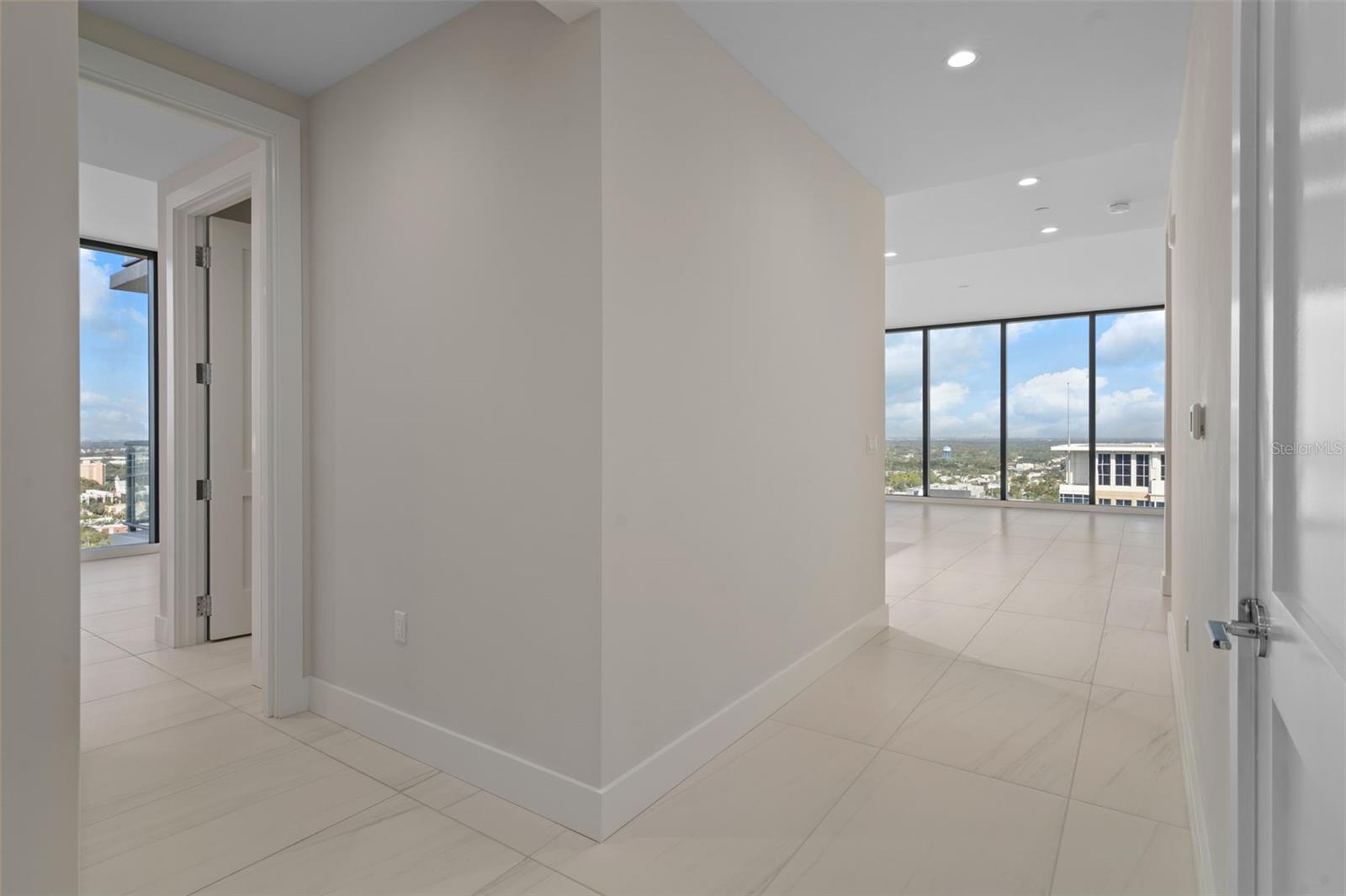 Image 7 of 46 For 275 1st Avenue S 2401