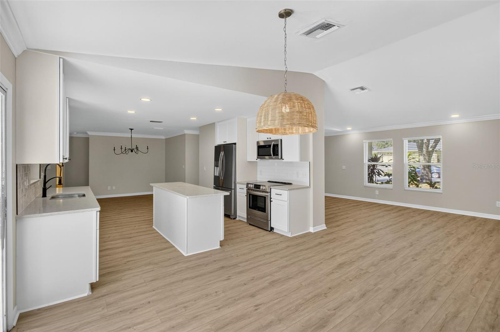 Image 10 of 45 For 2445 Old Coach Trail