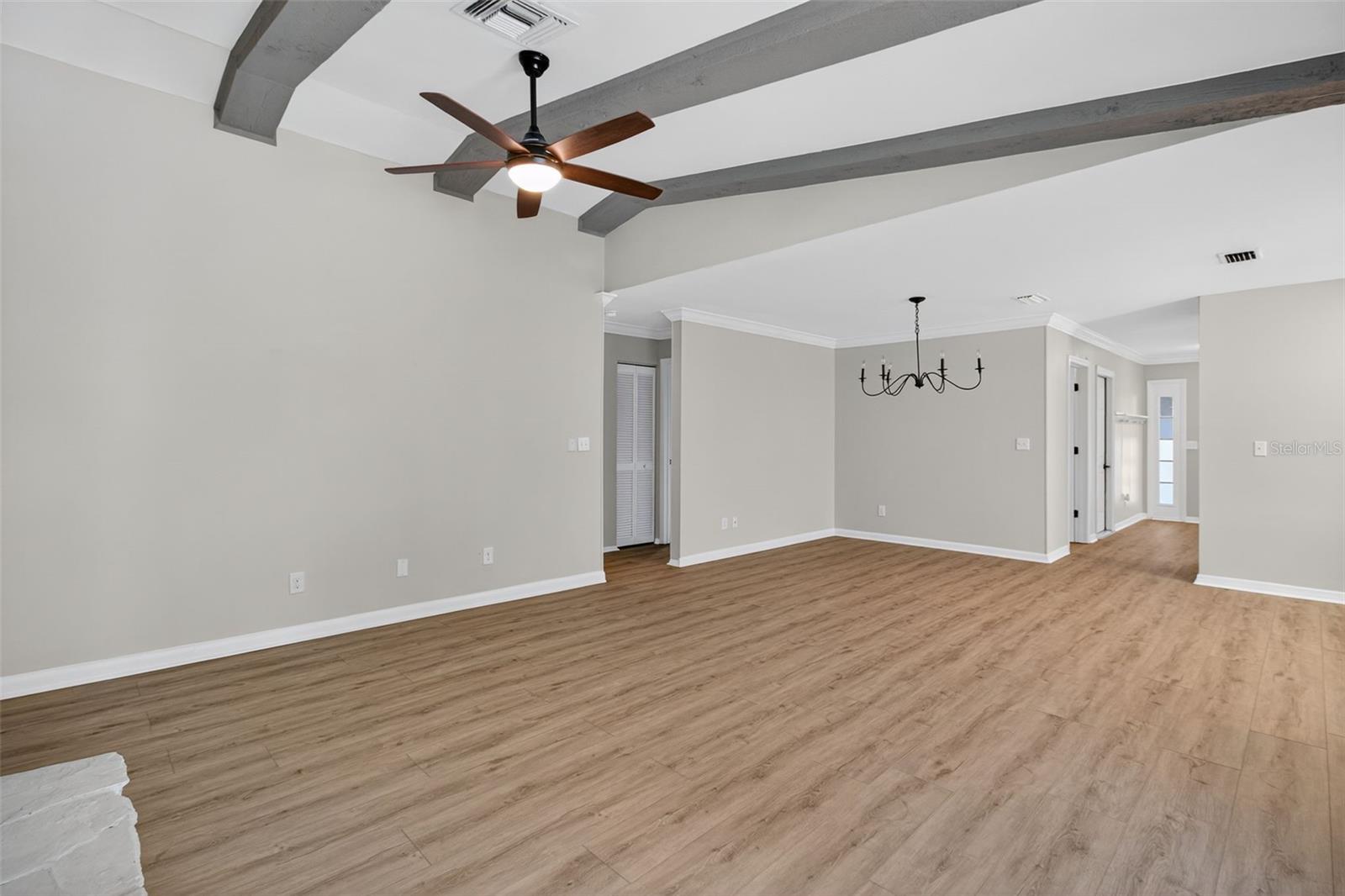 Image 14 of 45 For 2445 Old Coach Trail