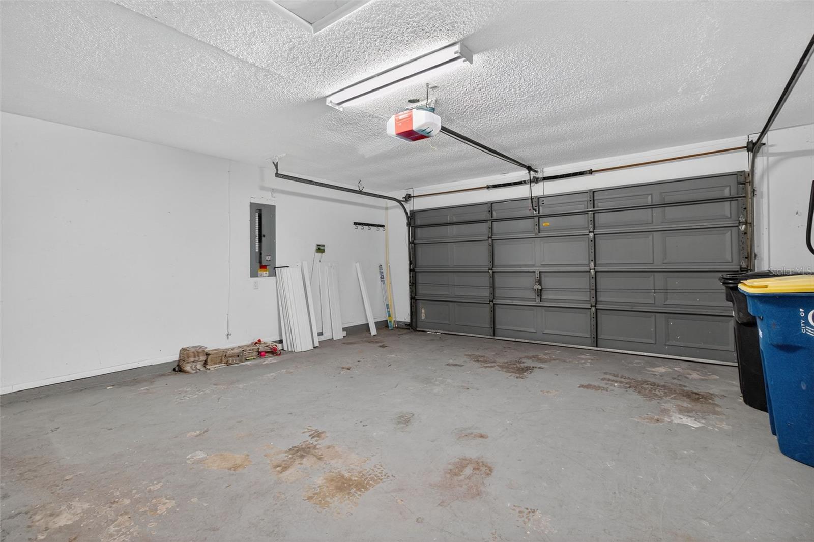 Image 39 of 45 For 2445 Old Coach Trail