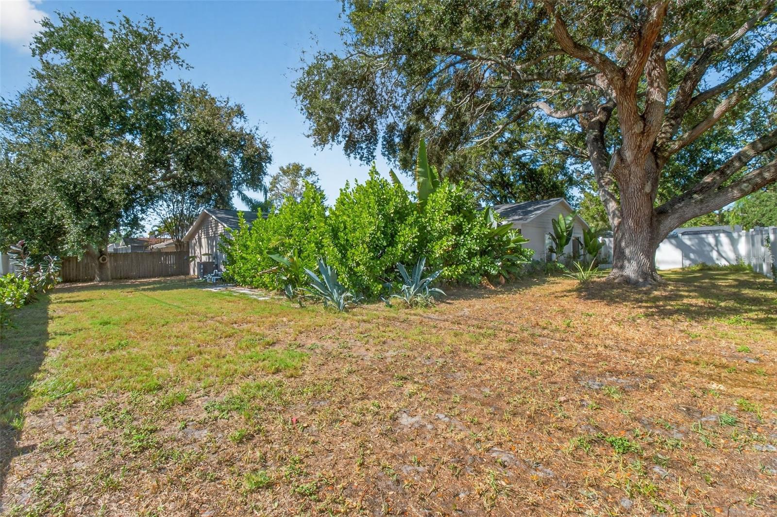 Image 41 of 45 For 2445 Old Coach Trail