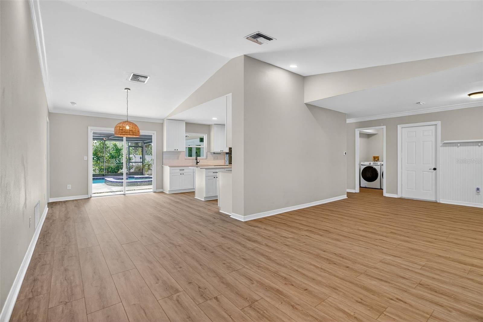 Image 5 of 45 For 2445 Old Coach Trail