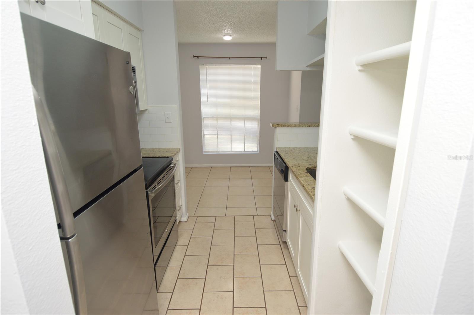 Image 10 of 92 For 8702 Mallard Reserve Drive 102