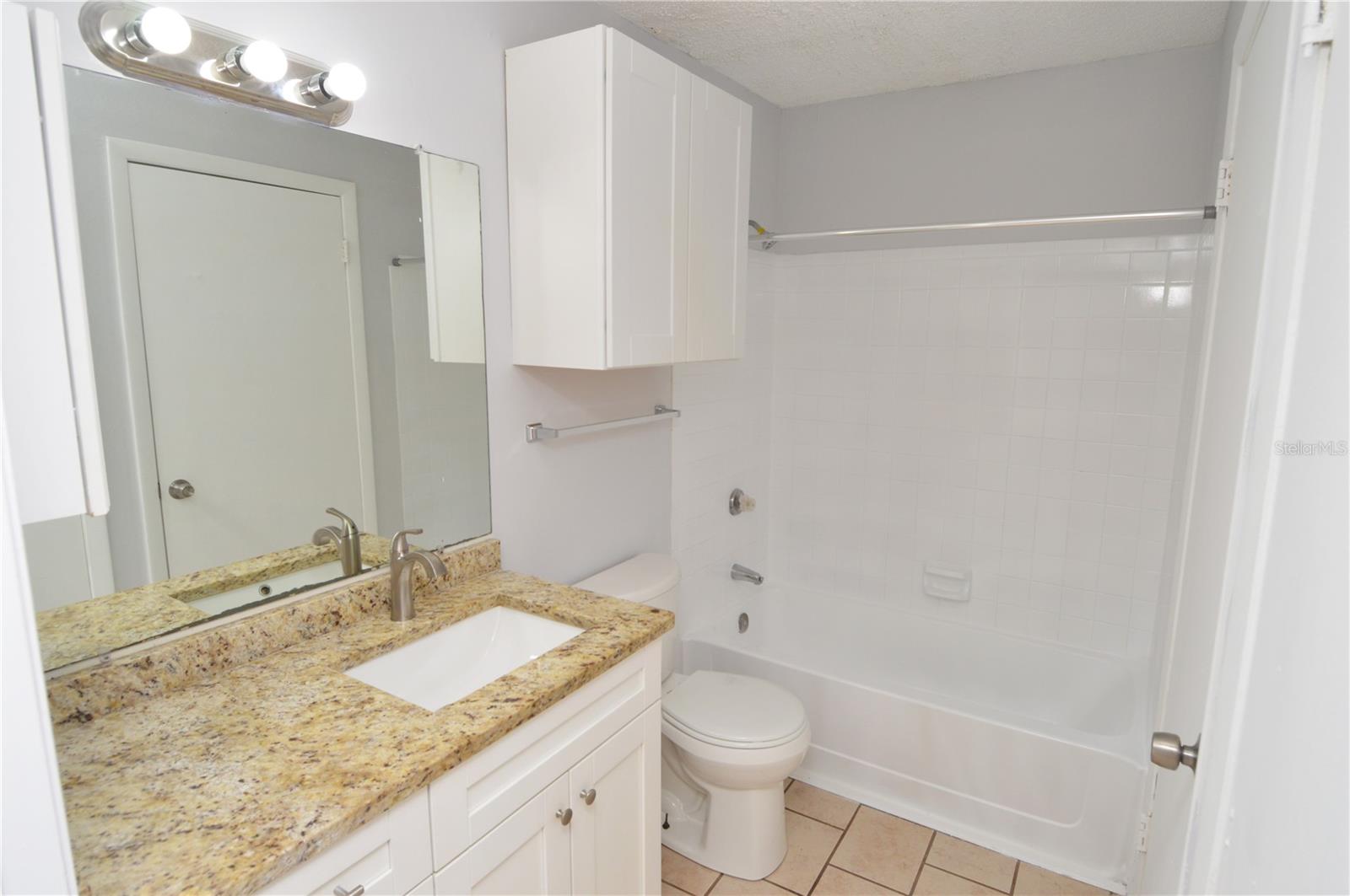 Image 29 of 92 For 8702 Mallard Reserve Drive 102