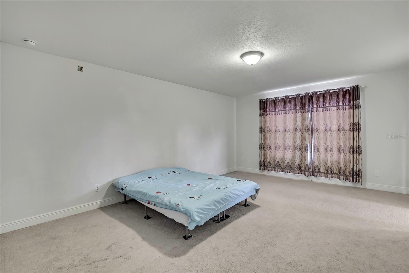Image 20 of 58 For 12969 Burns Drive