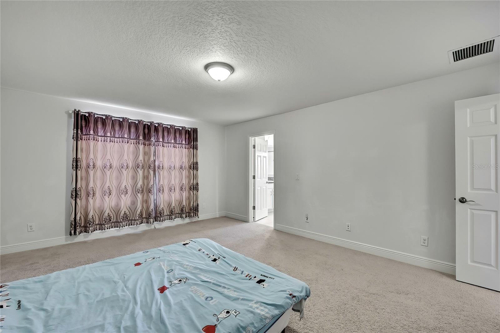 Image 21 of 58 For 12969 Burns Drive