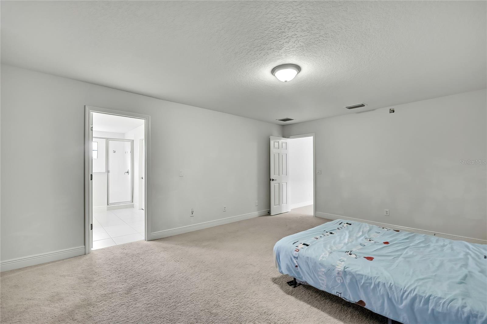 Image 22 of 58 For 12969 Burns Drive