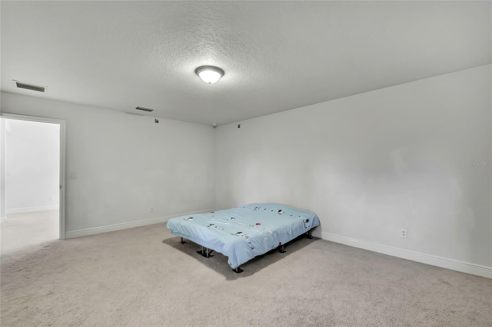Image 23 of 58 For 12969 Burns Drive