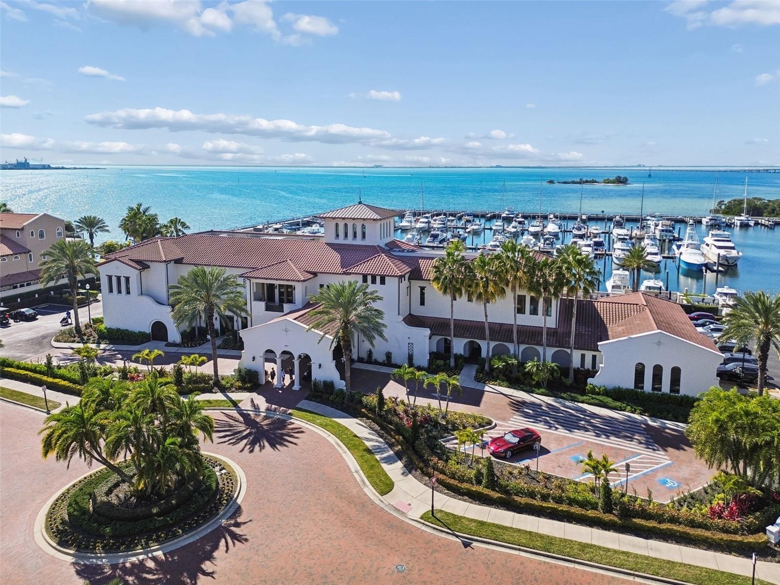 Listing photo id 41 for 6101 Yeats Manor Drive