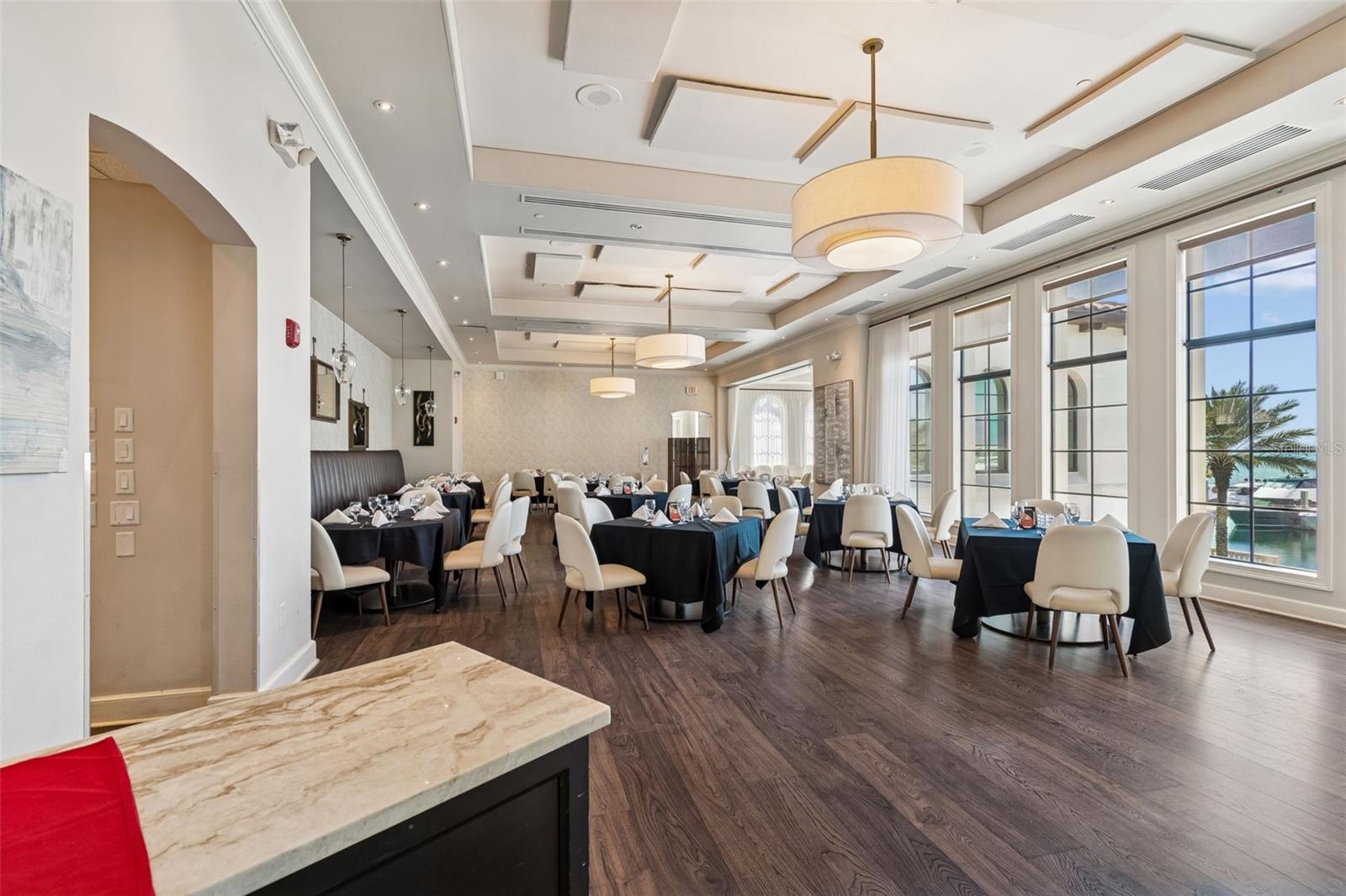 Listing photo id 47 for 6101 Yeats Manor Drive