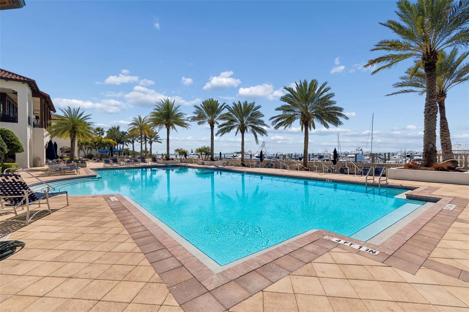 Listing photo id 55 for 6101 Yeats Manor Drive