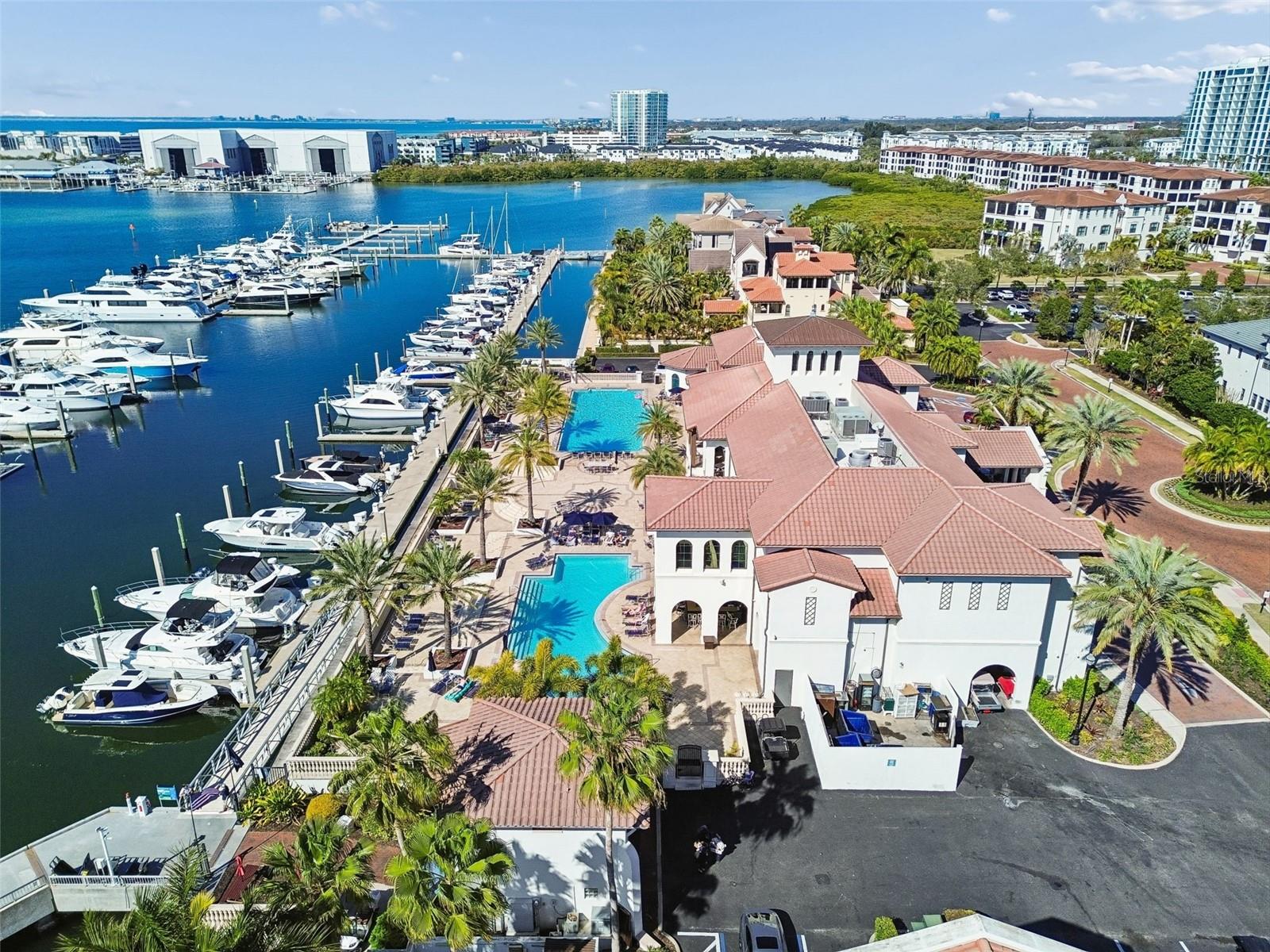 Listing photo id 62 for 6101 Yeats Manor Drive