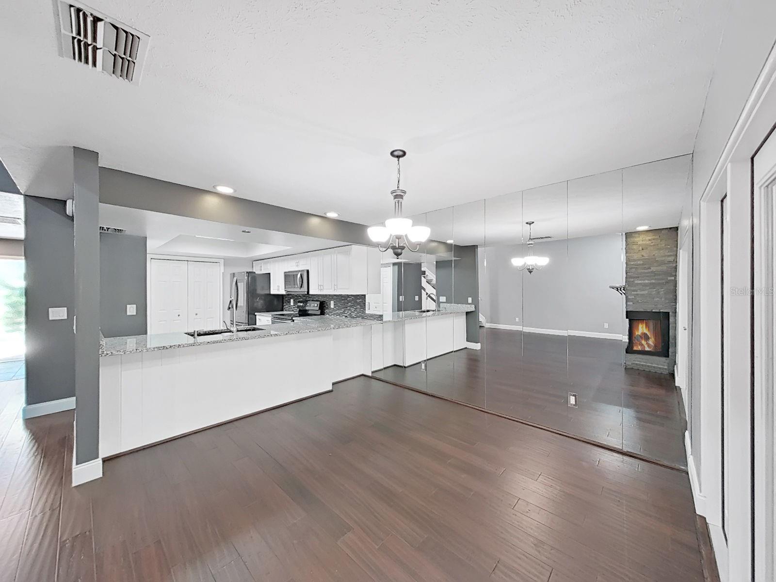Image 13 of 56 For 11506 Galleria Drive