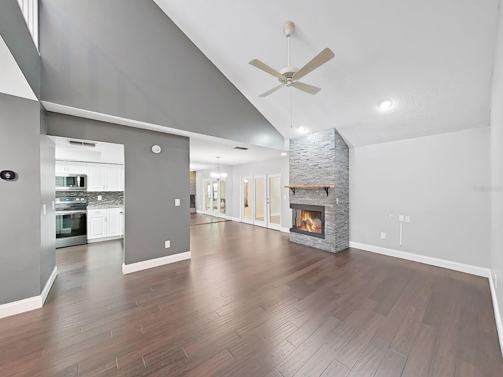 Image 9 of 56 For 11506 Galleria Drive