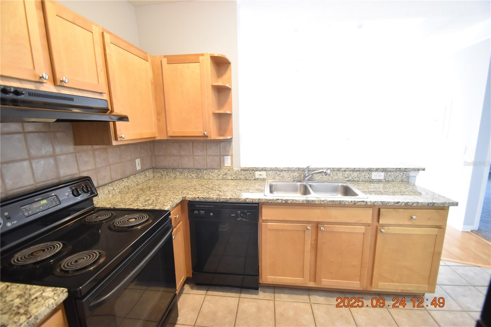 Image 20 of 38 For 4207 Dale Mabry Highway 2410