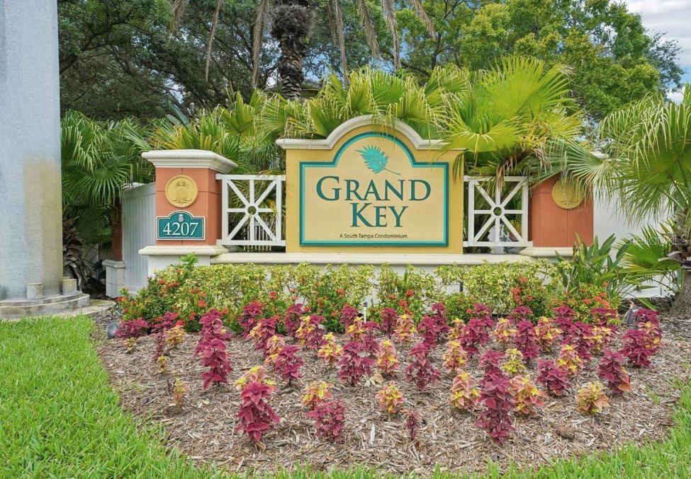 Image 35 of 38 For 4207 Dale Mabry Highway 2410