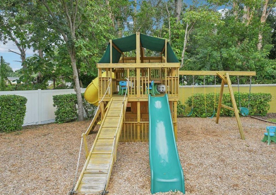 Image 37 of 38 For 4207 Dale Mabry Highway 2410