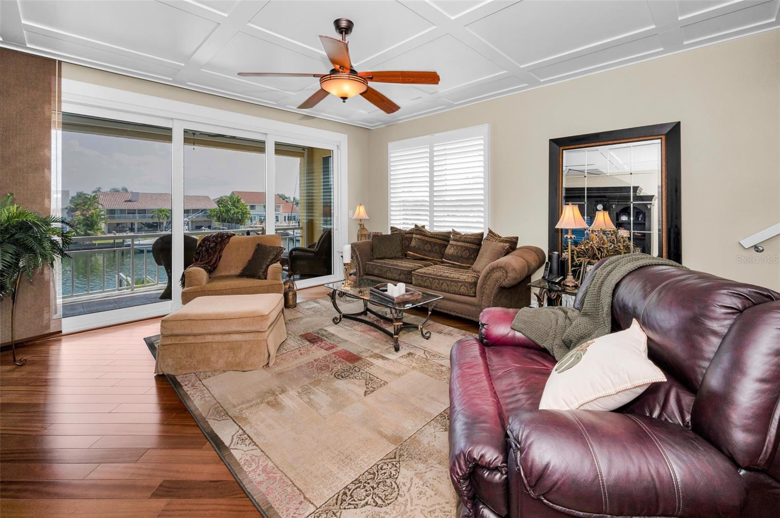 Image 26 of 100 For 1063 Pinellas Bayway S