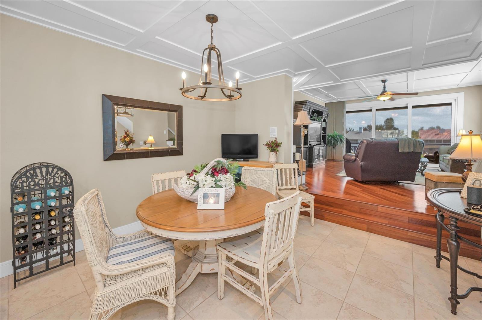 Image 33 of 100 For 1063 Pinellas Bayway S