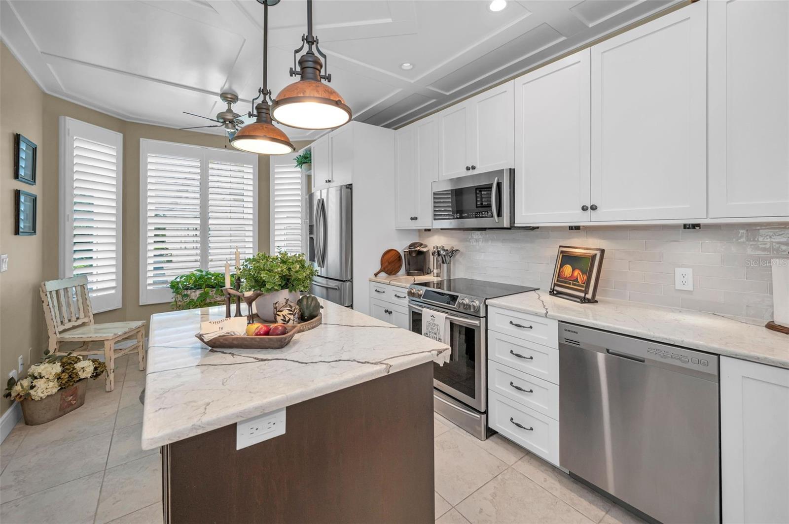 Image 35 of 100 For 1063 Pinellas Bayway S
