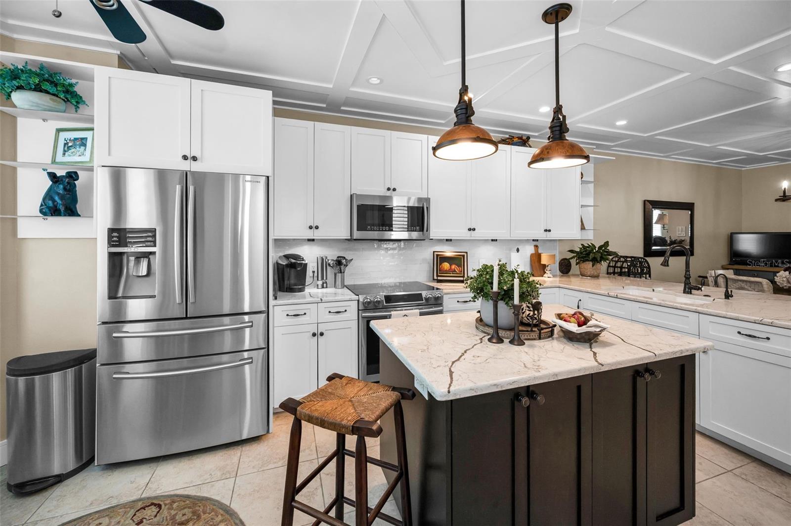 Image 42 of 100 For 1063 Pinellas Bayway S