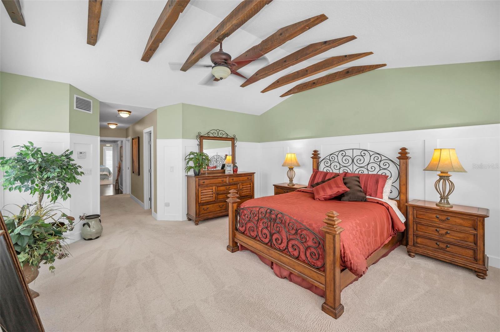 Image 53 of 100 For 1063 Pinellas Bayway S