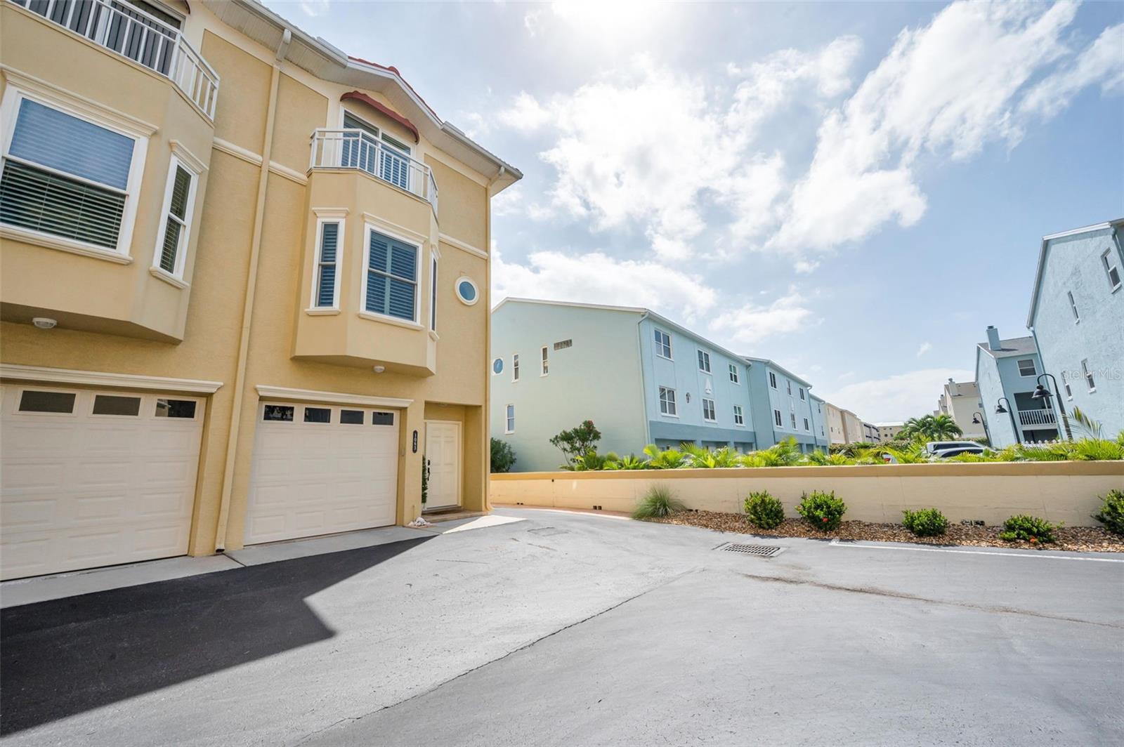 Image 6 of 100 For 1063 Pinellas Bayway S