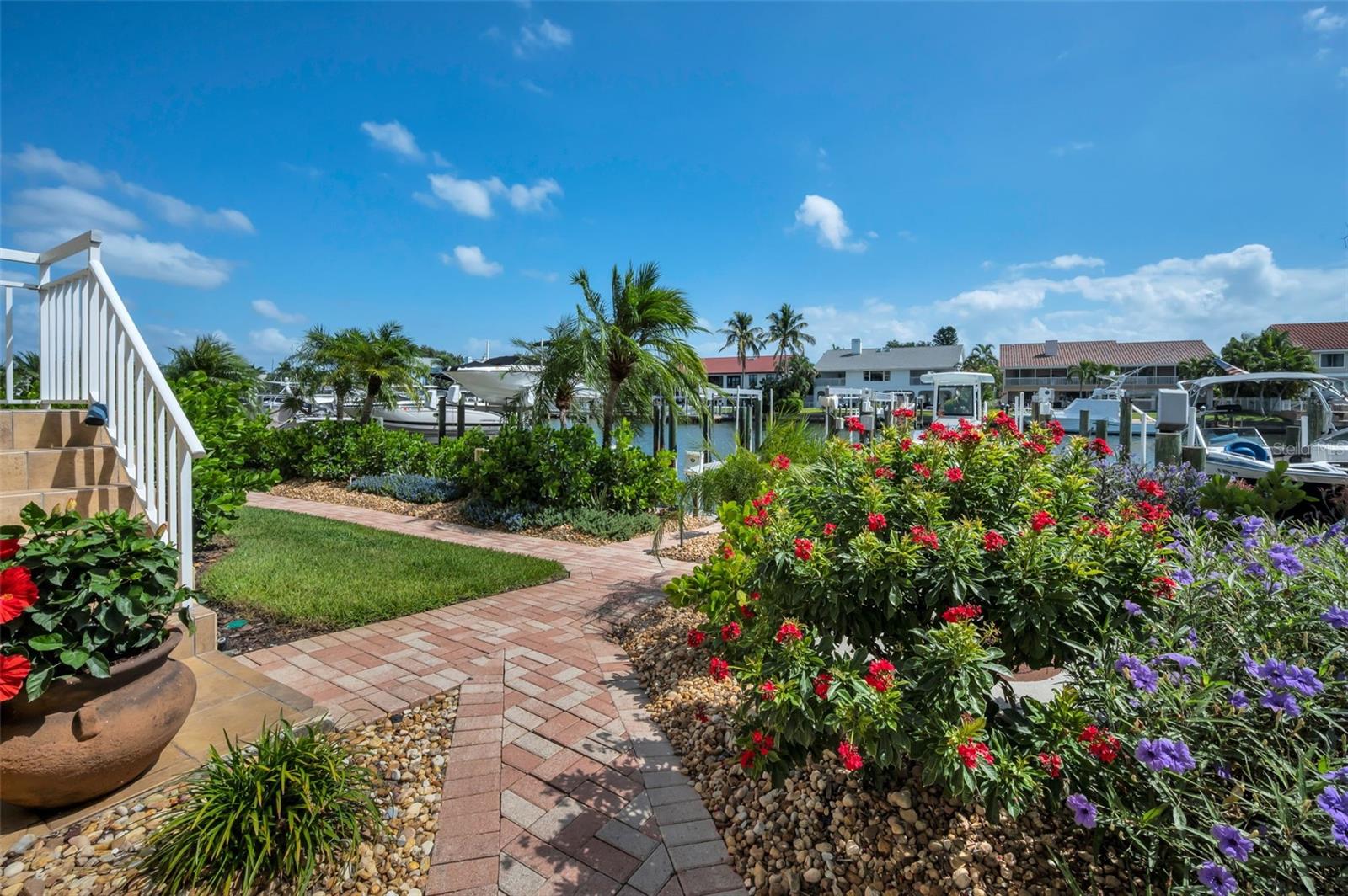 Image 77 of 100 For 1063 Pinellas Bayway S