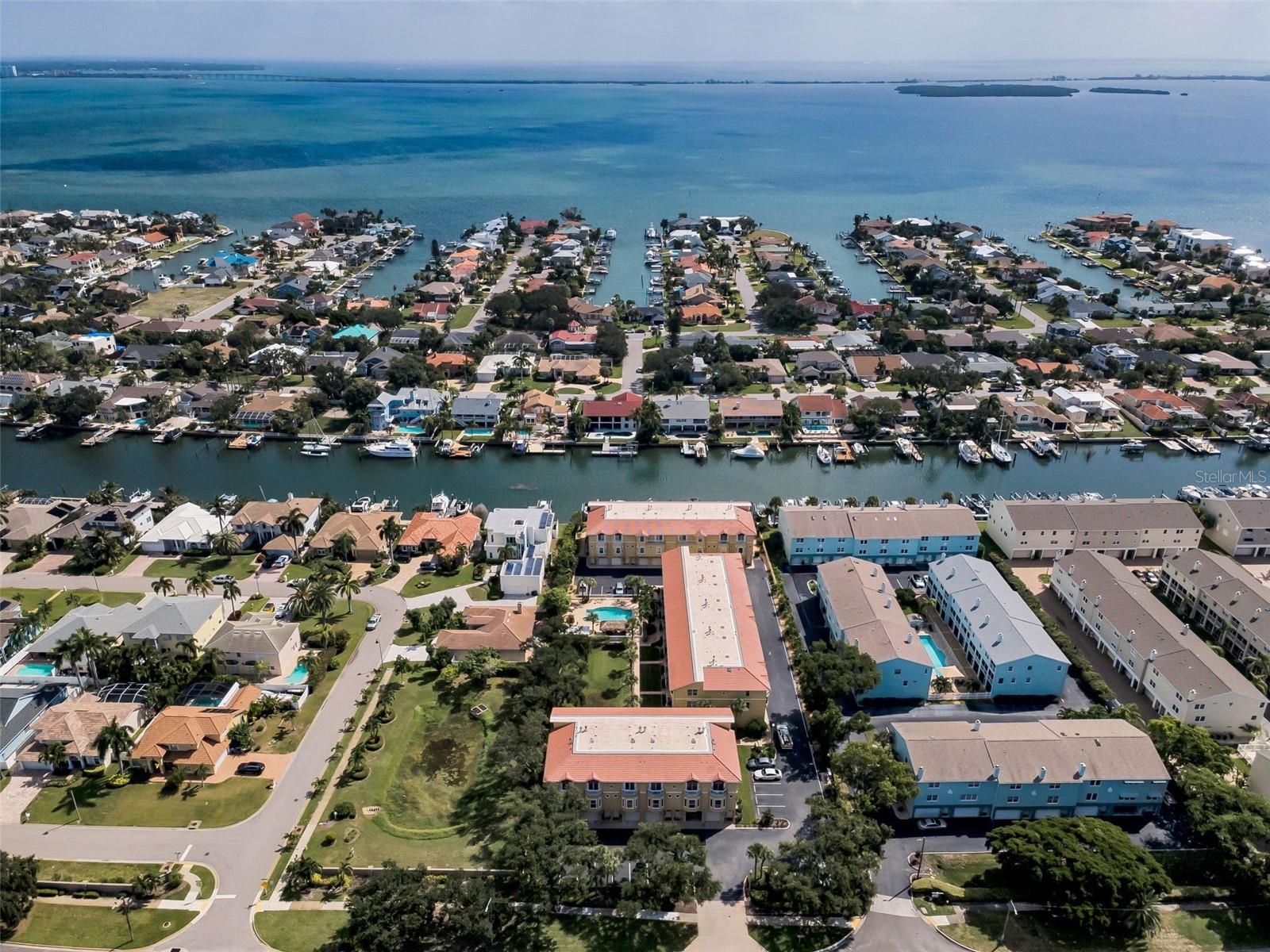 Image 95 of 100 For 1063 Pinellas Bayway S