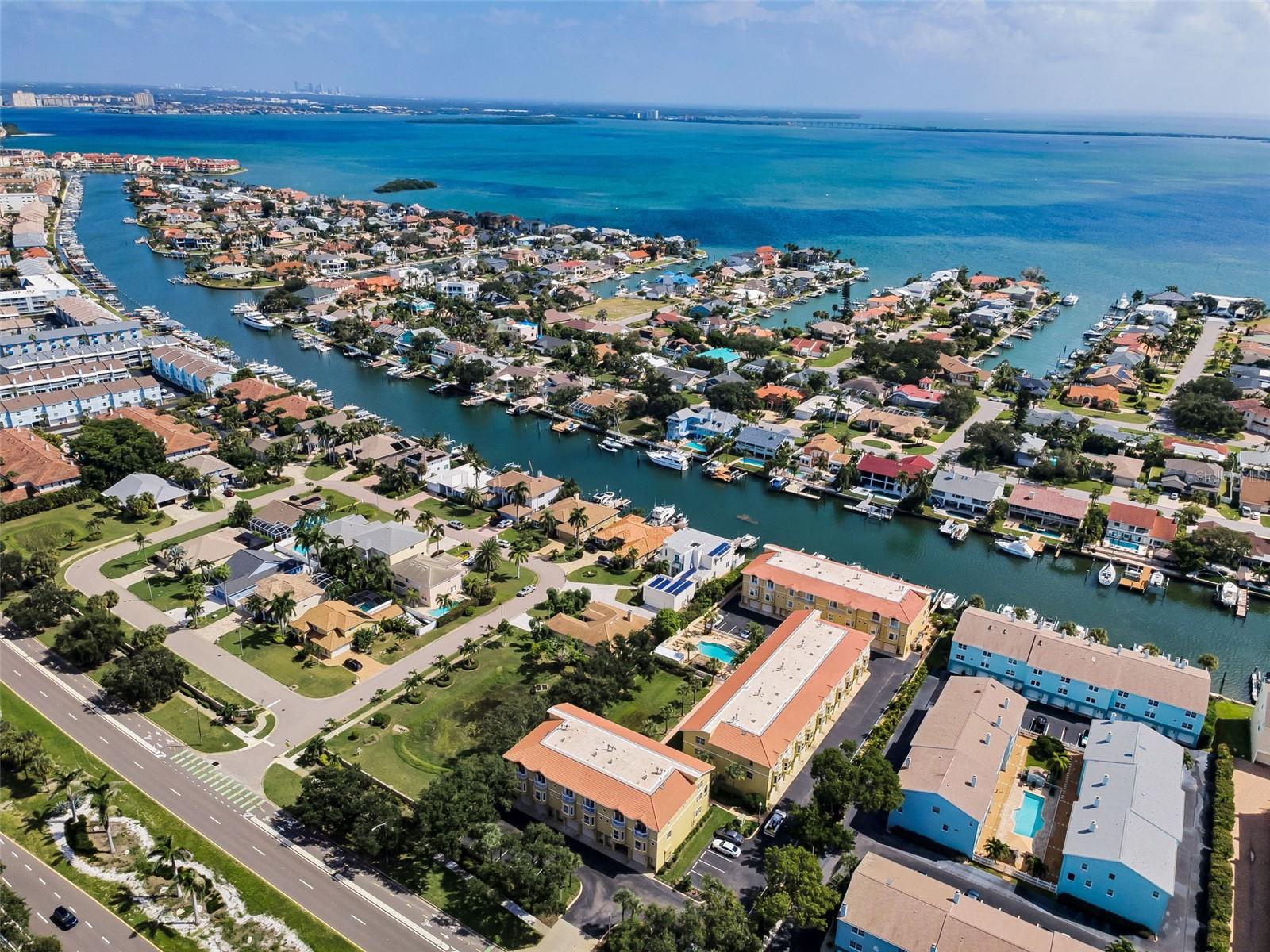 Image 97 of 100 For 1063 Pinellas Bayway S