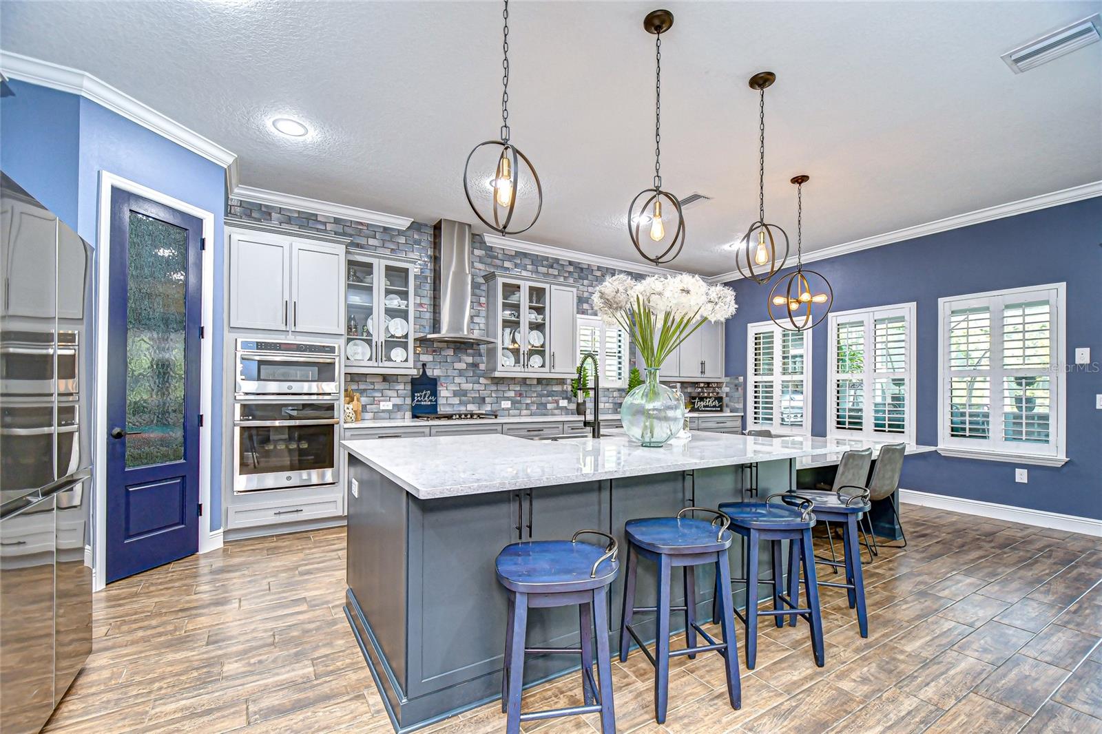 Listing photo id 15 for 21867 Amelia Rose Way